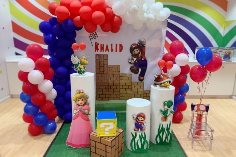 Super Mario Balloon decoration