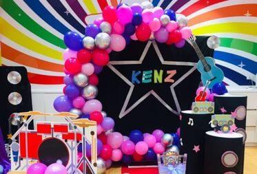 Rockstar Balloon Decoration at cheekymonkeys