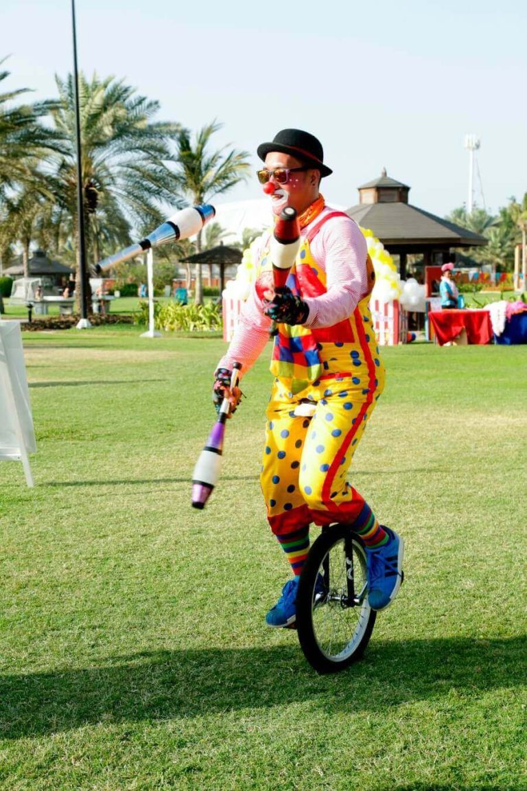 Circus Juggler Party Entertainer
