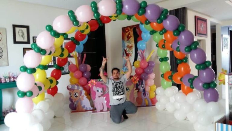 Model Balloon Arch Design