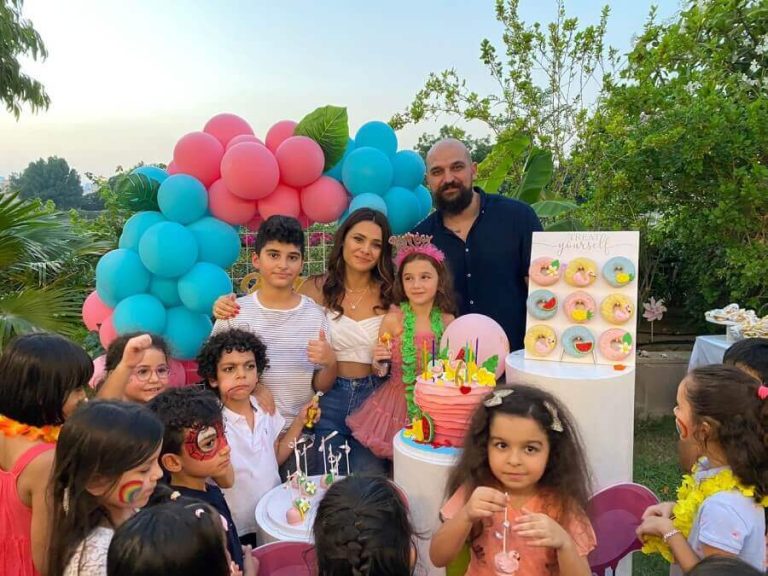 Outdoor Birthday Balloon Decorations