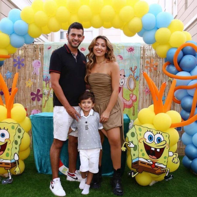 Outdoor Kids Party Balloon Decorations