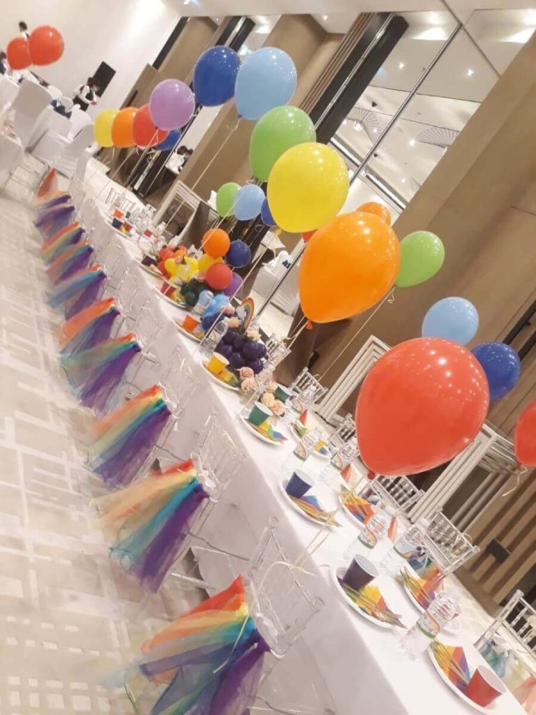 Outdoor Rainbow Theme Party Supplies