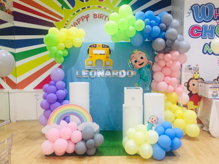 Cocomelon Balloon Decor