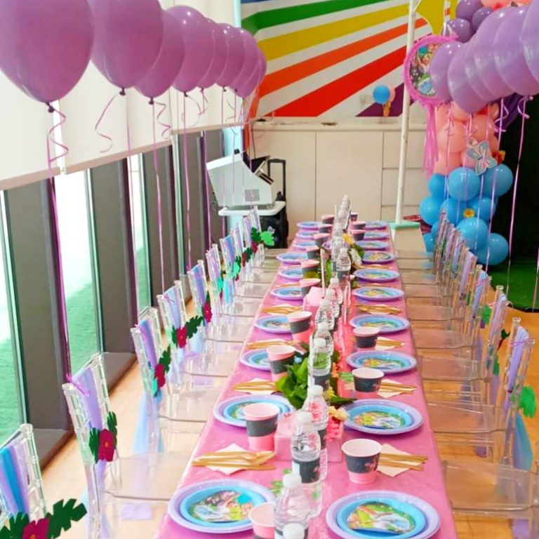 Encanto theme table decor